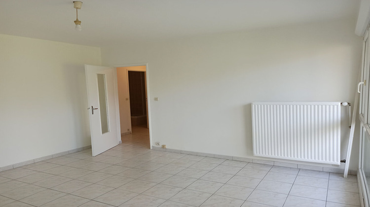 Ma-Cabane - Location Appartement FONTENAY-LE-FLEURY, 35 m²