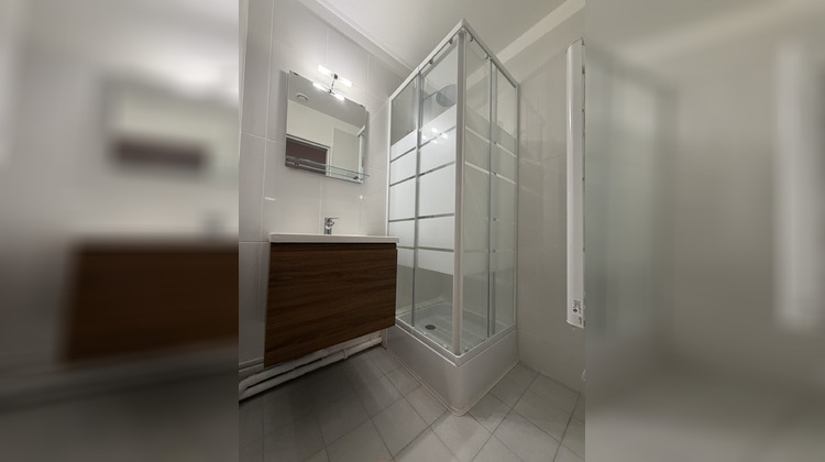 Ma-Cabane - Location Appartement Fontenay-le-Fleury, 27 m²