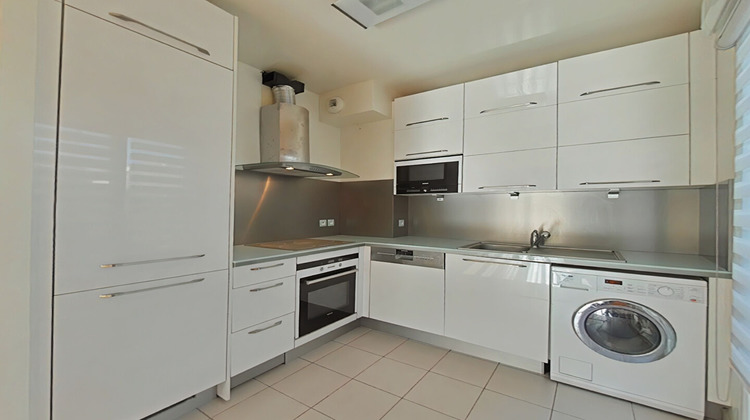 Ma-Cabane - Location Appartement FONTENAY-LE-FLEURY, 64 m²