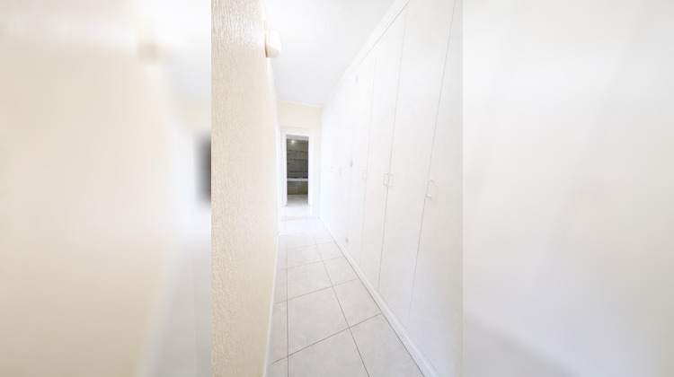 Ma-Cabane - Location Appartement Fontenay-le-Fleury, 67 m²