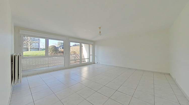Ma-Cabane - Location Appartement FONTENAY-LE-FLEURY, 35 m²