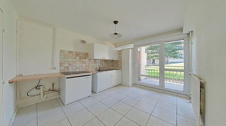 Ma-Cabane - Location Appartement FONTENAY-LE-FLEURY, 35 m²