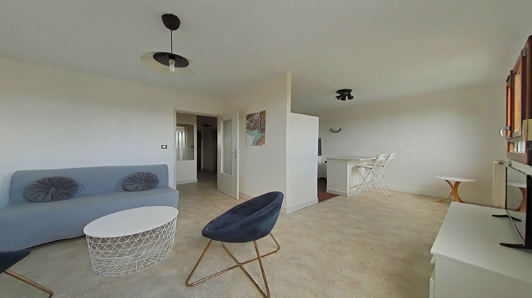 Ma-Cabane - Location Appartement FONTENAY-LE-FLEURY, 32 m²