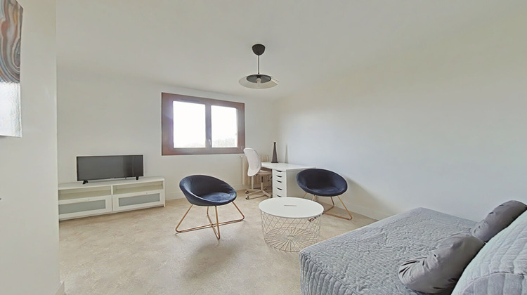 Ma-Cabane - Location Appartement FONTENAY-LE-FLEURY, 32 m²
