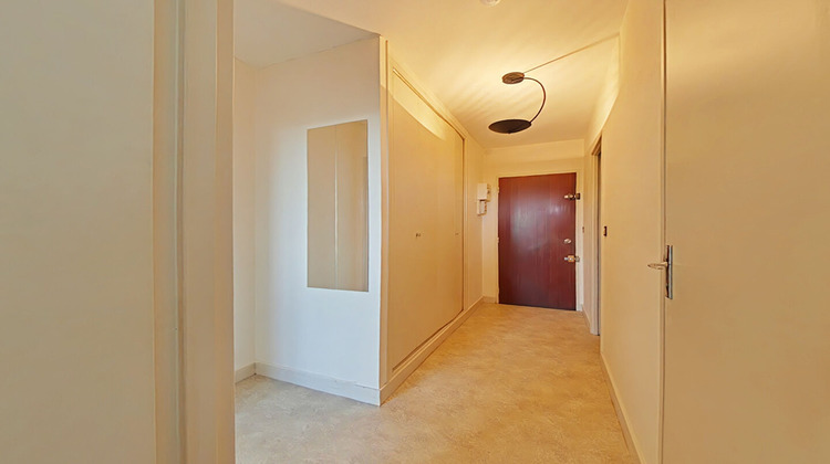 Ma-Cabane - Location Appartement FONTENAY-LE-FLEURY, 32 m²