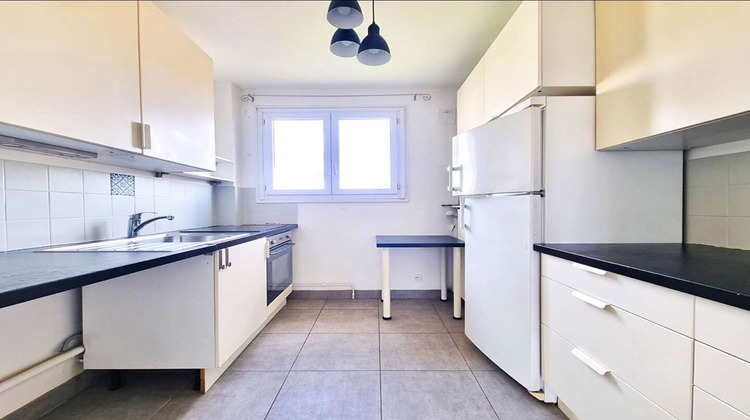 Ma-Cabane - Location Appartement FONTENAY-SOUS-BOIS, 62 m²