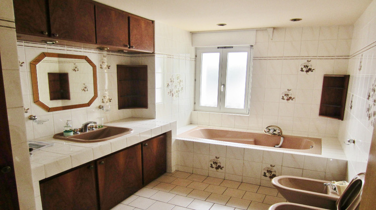 Ma-Cabane - Location Appartement FORBACH, 105 m²