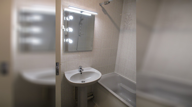 Ma-Cabane - Location Appartement FORBACH, 46 m²