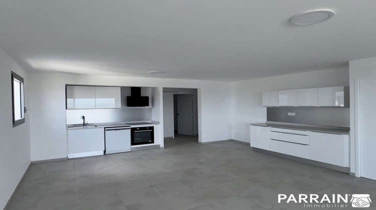 Ma-Cabane - Location Appartement Fort-de-France, 108 m²