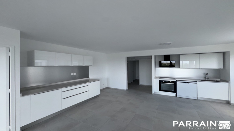 Ma-Cabane - Location Appartement Fort-de-France, 108 m²