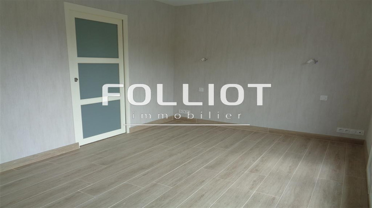 Ma-Cabane - Location Appartement FOUGERES, 114 m²