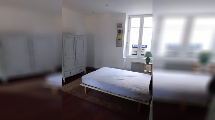 Ma-Cabane - Location Appartement FOUGERES, 25 m²