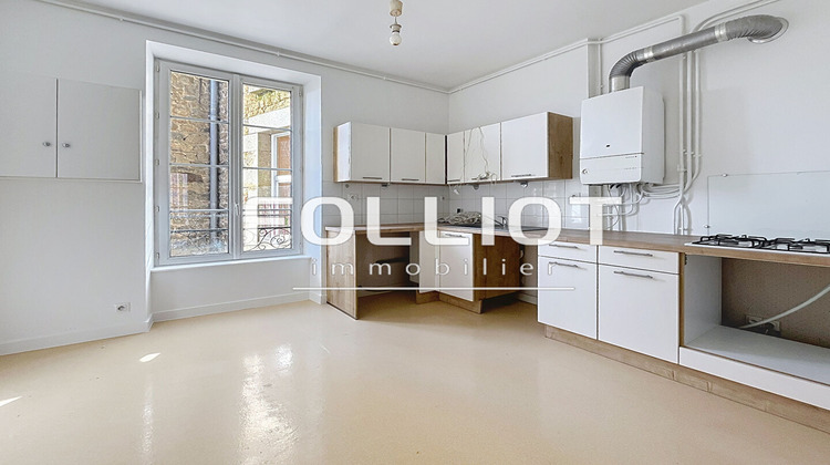 Ma-Cabane - Location Appartement FOUGERES, 83 m²