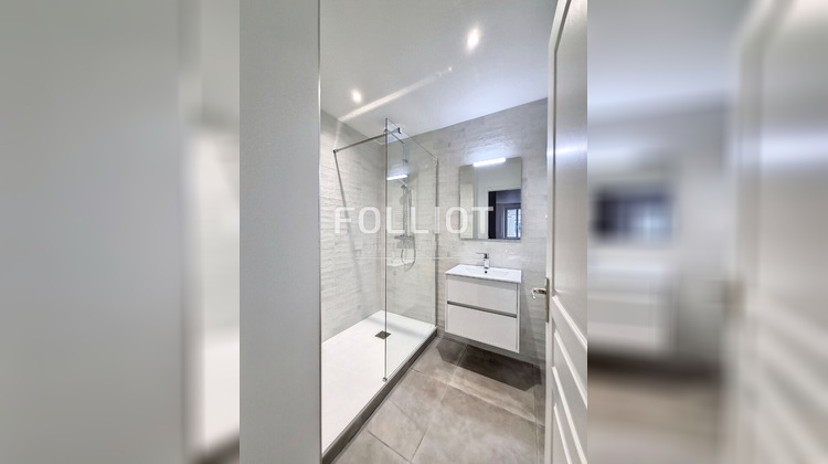 Ma-Cabane - Location Appartement FOUGERES, 72 m²