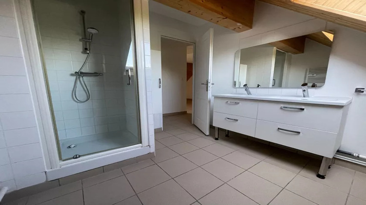 Ma-Cabane - Location Appartement FRAILLICOURT, 52 m²