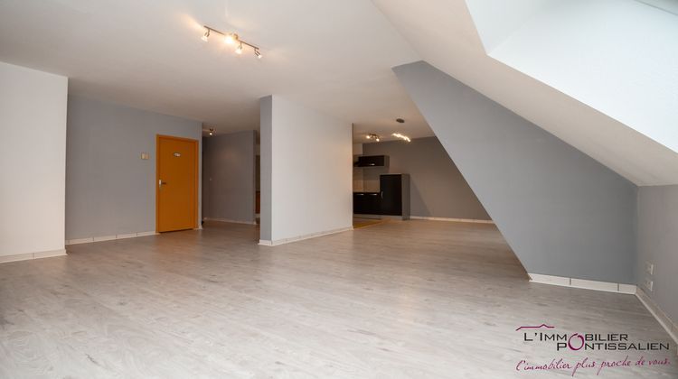 Ma-Cabane - Location Appartement Frasne, 78 m²