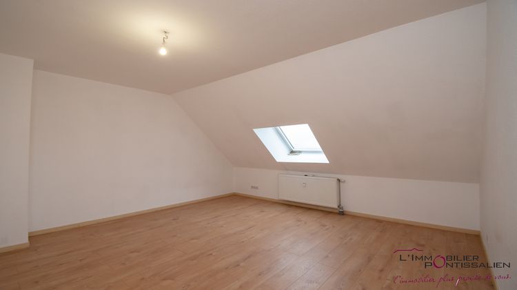 Ma-Cabane - Location Appartement Frasne, 78 m²