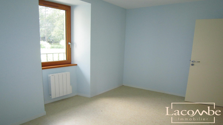 Ma-Cabane - Location Appartement Fréterive, 65 m²
