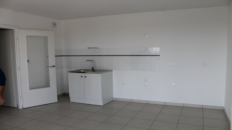 Ma-Cabane - Location Appartement FRONTIGNAN, 65 m²