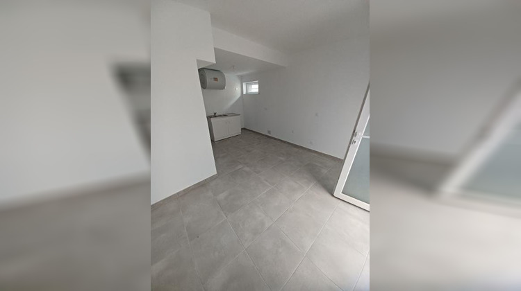 Ma-Cabane - Location Appartement FRONTIGNAN, 20 m²