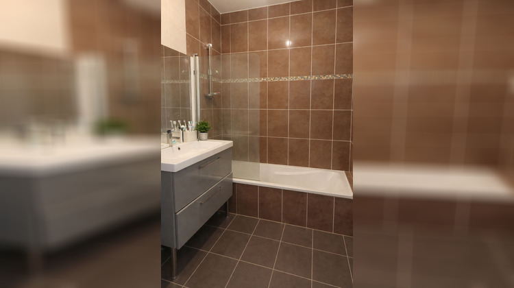 Ma-Cabane - Location Appartement FRONTIGNAN, 84 m²