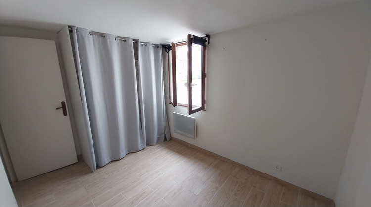 Ma-Cabane - Location Appartement GALLARDON, 34 m²