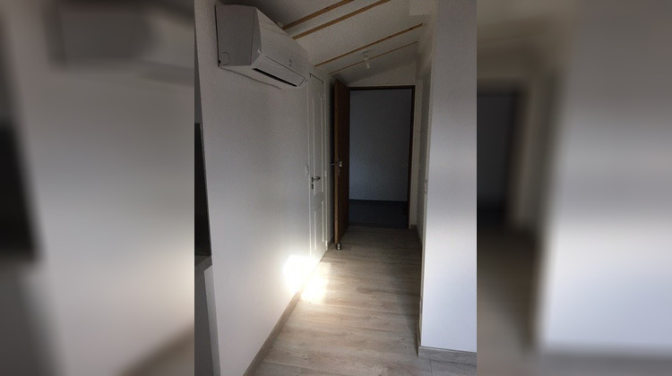 Ma-Cabane - Location Appartement GALLARGUES LE MONTUEUX, 15 m²