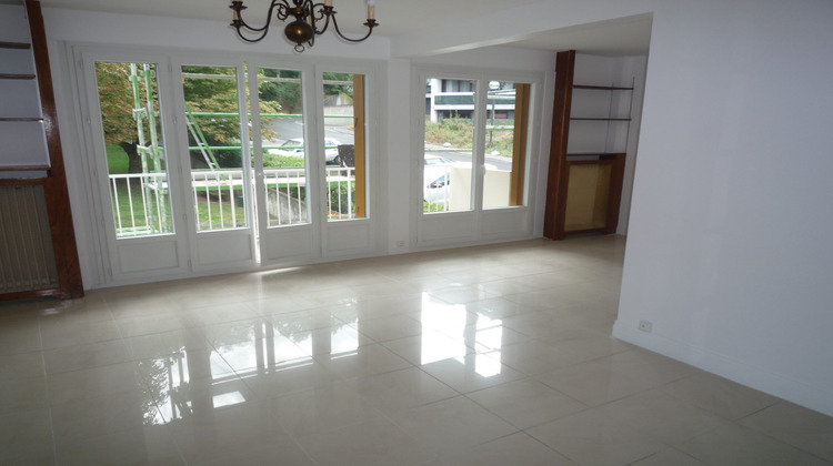 Ma-Cabane - Location Appartement Garches, 77 m²