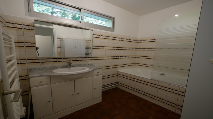 Ma-Cabane - Location Appartement Garches, 103 m²