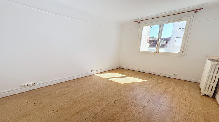 Ma-Cabane - Location Appartement Garches, 35 m²