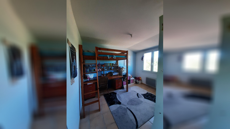 Ma-Cabane - Location Appartement GAREOULT, 65 m²