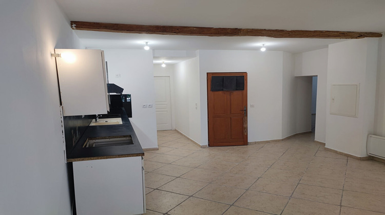 Ma-Cabane - Location Appartement GAREOULT, 59 m²