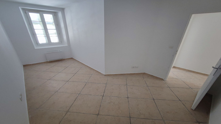 Ma-Cabane - Location Appartement GAREOULT, 59 m²