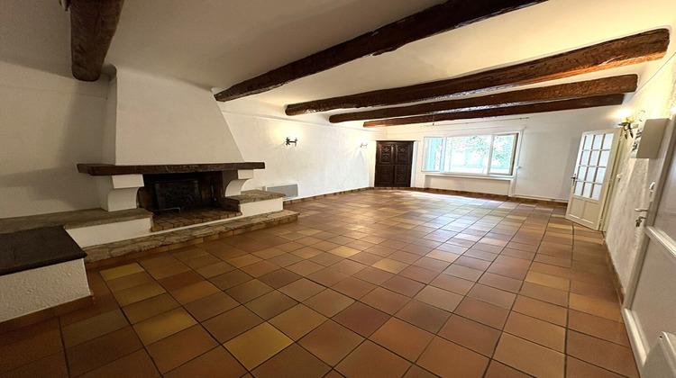 Ma-Cabane - Location Appartement GAREOULT, 73 m²