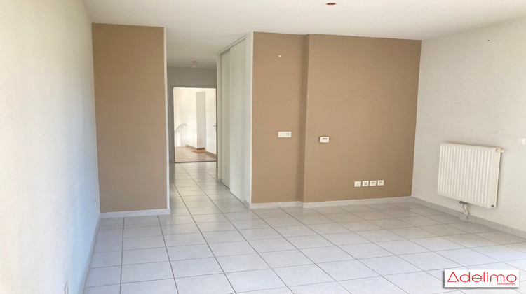 Ma-Cabane - Location Appartement Garons, 57 m²