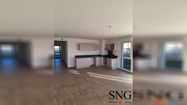 Ma-Cabane - Location Appartement Garons, 90 m²