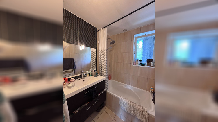 Ma-Cabane - Location Appartement GELOS, 69 m²