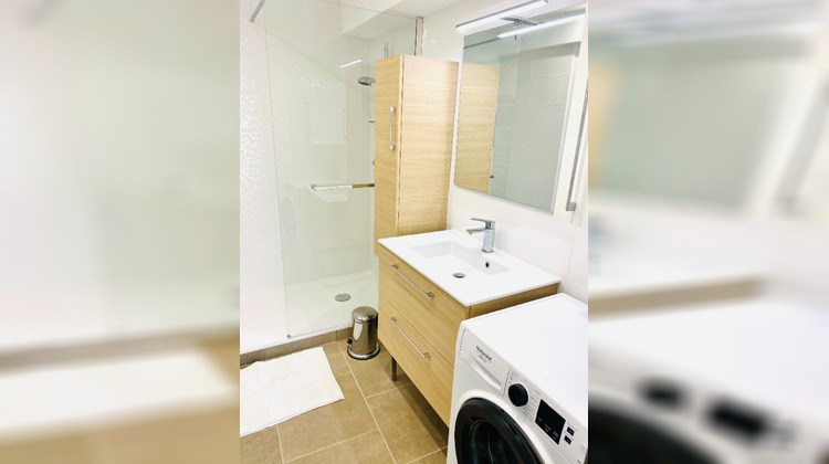 Ma-Cabane - Location Appartement GENAS, 53 m²