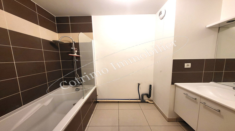 Ma-Cabane - Location Appartement GENAS, 57 m²