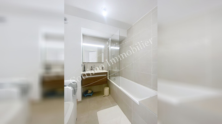 Ma-Cabane - Location Appartement GENAS, 80 m²