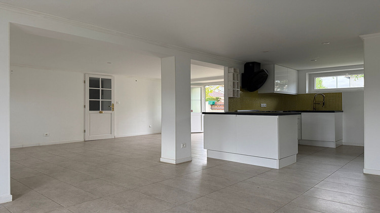 Ma-Cabane - Location Appartement GENCAY, 62 m²