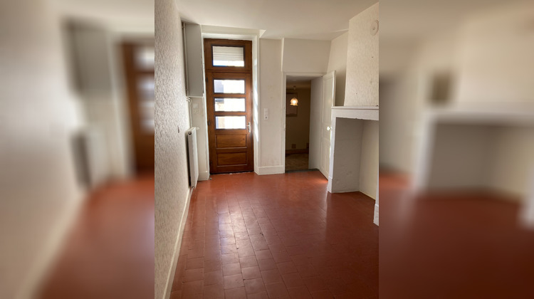 Ma-Cabane - Location Appartement GENELARD, 99 m²