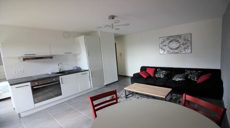 Ma-Cabane - Location Appartement GEX, 32 m²