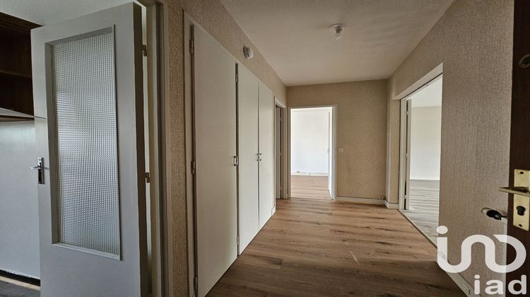 Ma-Cabane - Location Appartement Gien, 54 m²