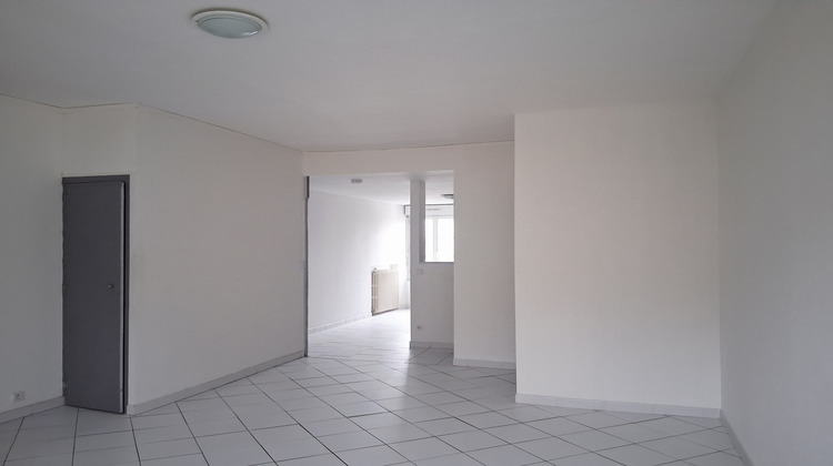 Ma-Cabane - Location Appartement Gien, 57 m²