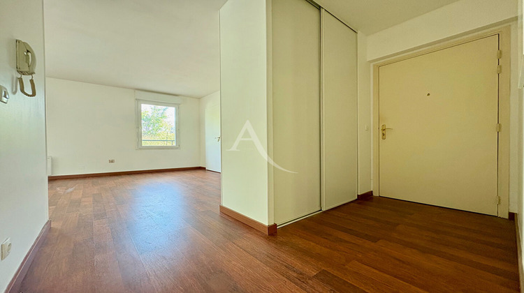 Ma-Cabane - Location Appartement GIF-SUR-YVETTE, 64 m²