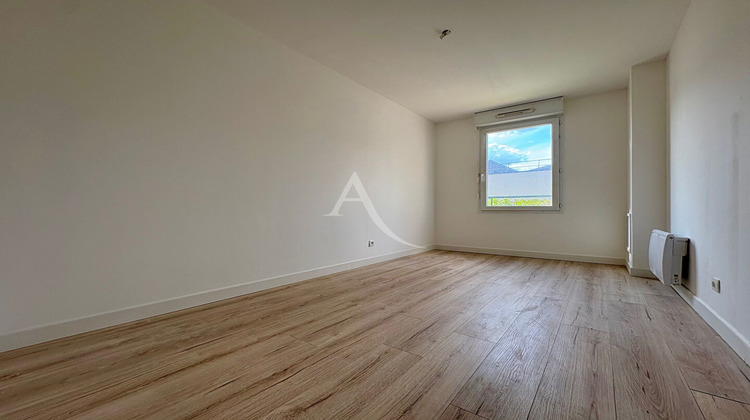 Ma-Cabane - Location Appartement GIF-SUR-YVETTE, 64 m²