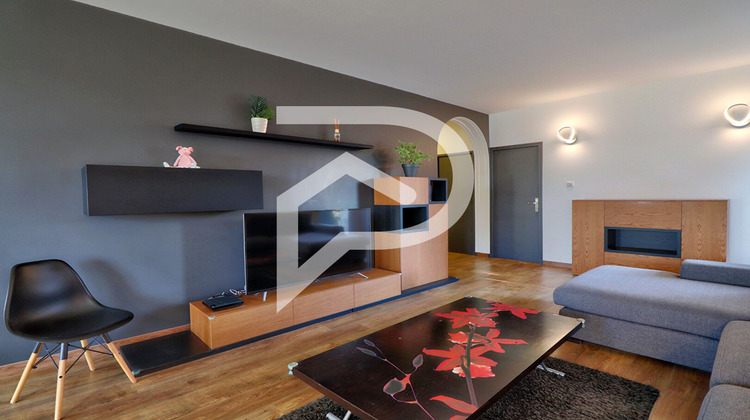 Ma-Cabane - Location Appartement GINASSERVIS, 99 m²