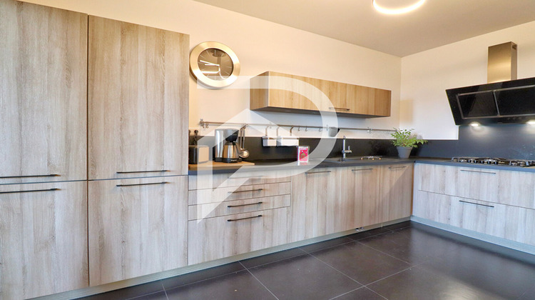 Ma-Cabane - Location Appartement GINASSERVIS, 99 m²