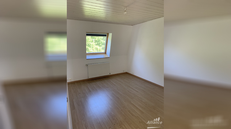 Ma-Cabane - Location Appartement Glay, 70 m²